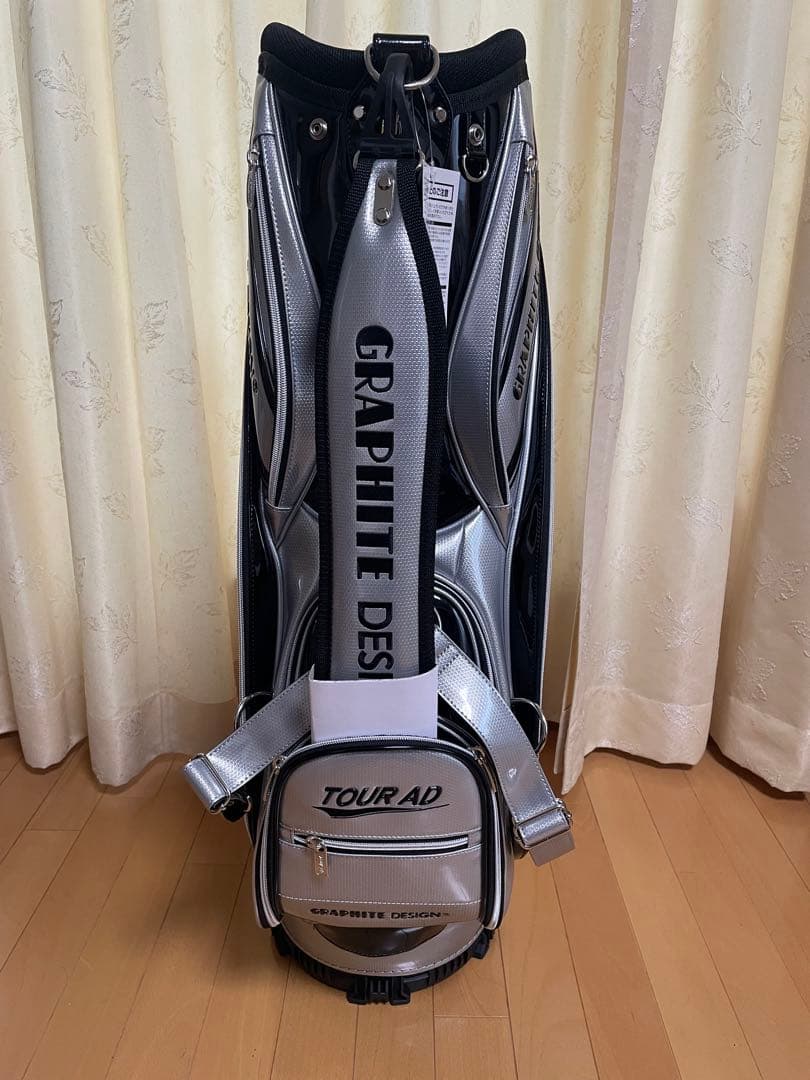 【新品】GRAPHITE DESIGN TOUR AD シルバー　キャディバッグ