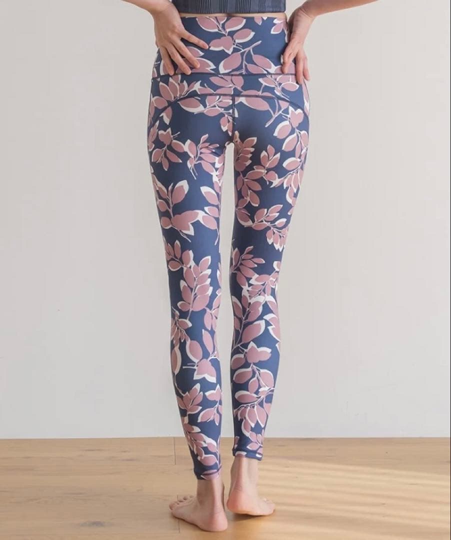 SUKALAリーフバイカラータンクトップ&レギンス S