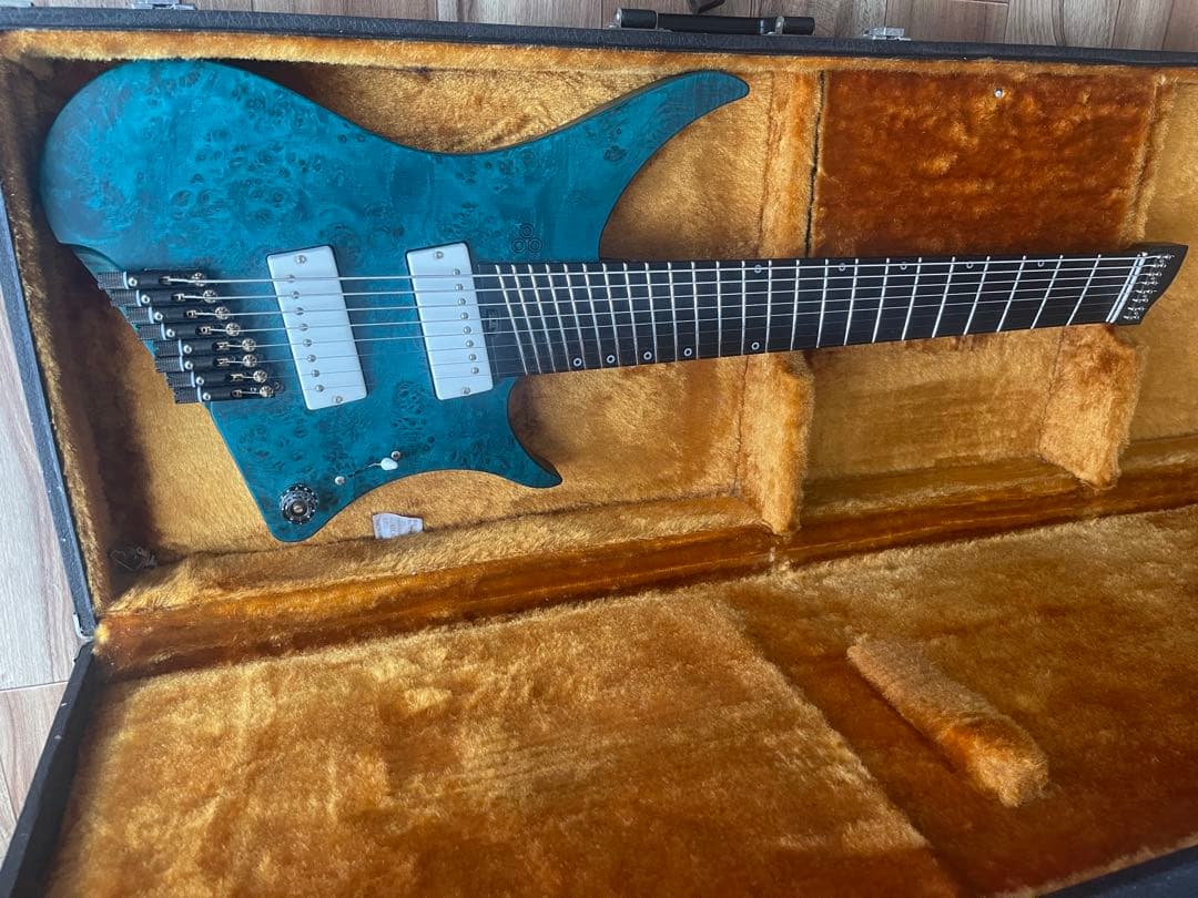 goc ヘッドレス8弦ギター