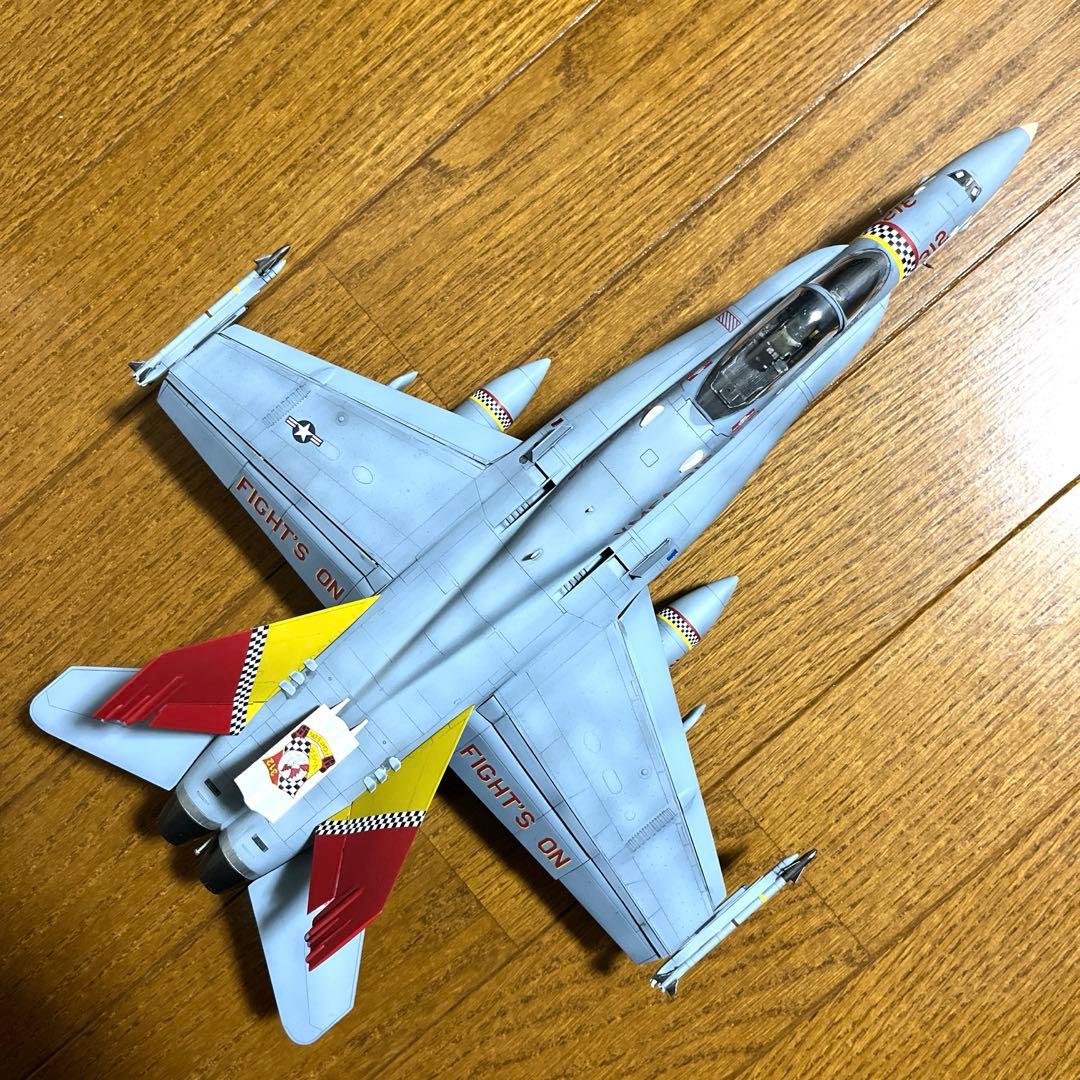 戦闘機プラモデル完成品1/48ハセガワF-18ホーネット