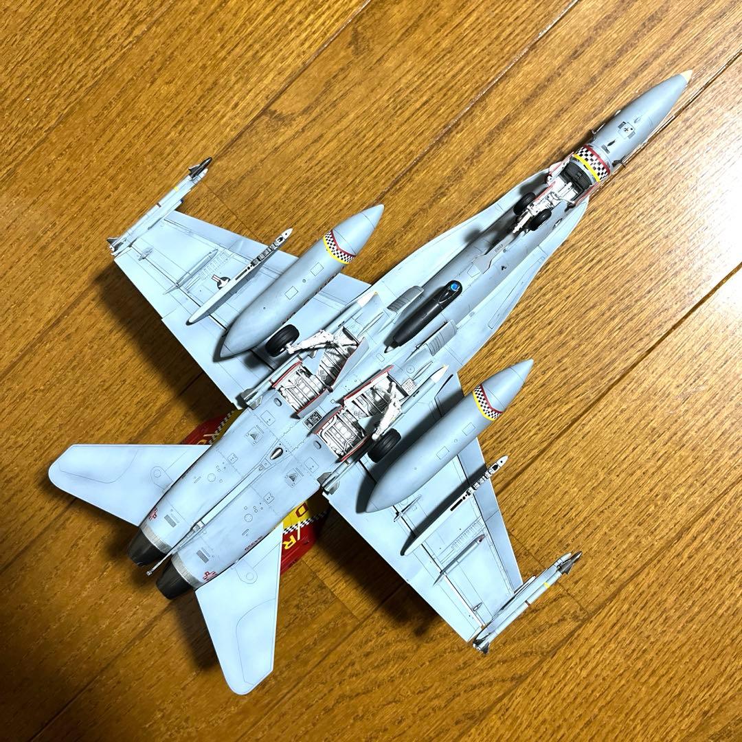 戦闘機プラモデル完成品1/48ハセガワF-18ホーネット