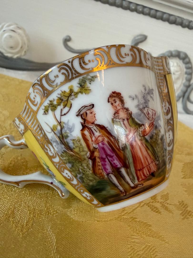【希少】ドレスデン カール・ティーメ　 カップ＆ソーサー恋人図 イエロー 手描き