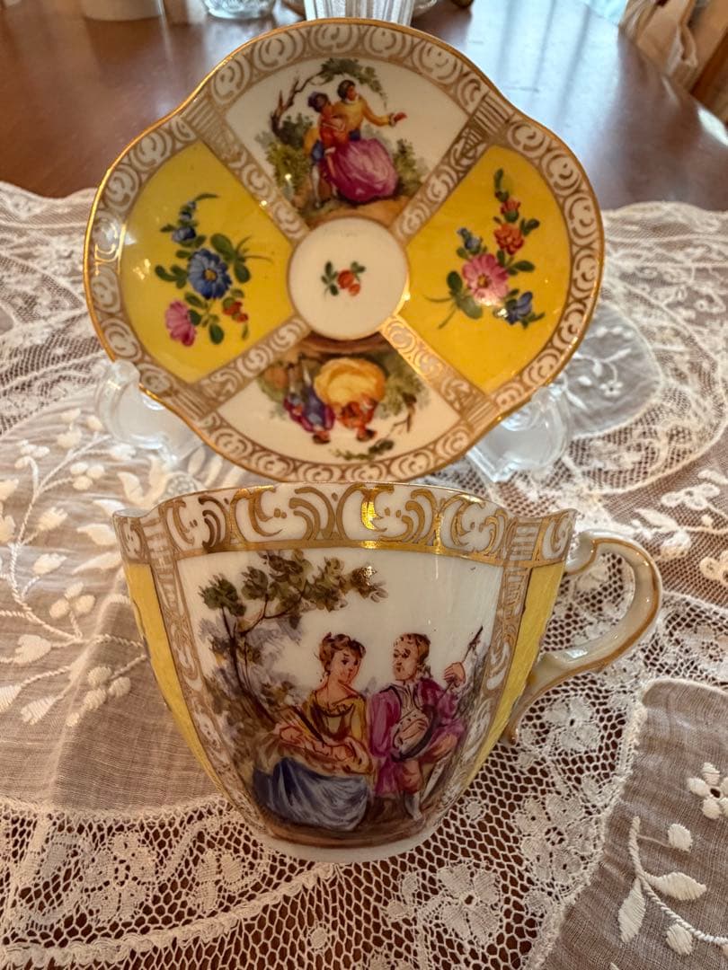 【希少】ドレスデン カール・ティーメ　 カップ＆ソーサー恋人図 イエロー 手描き