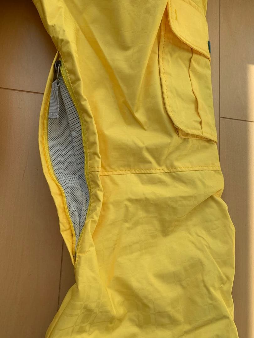 キスマーク　Sサイズ　スキースノーボードウェア上下