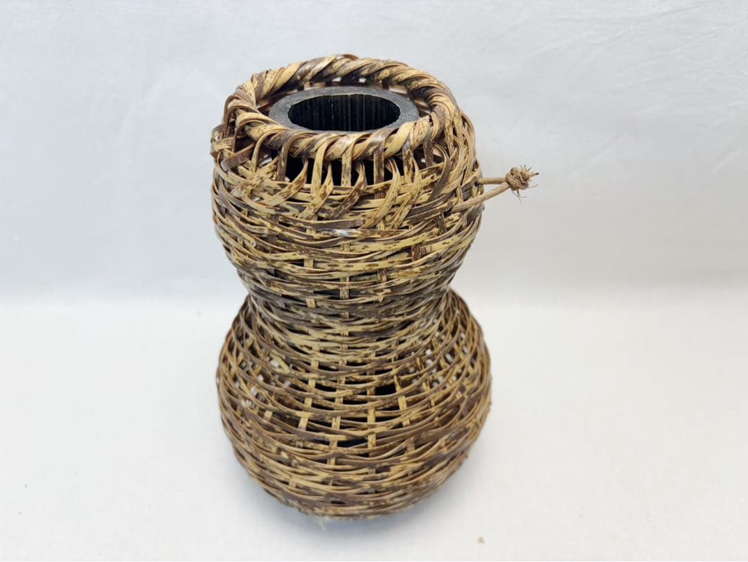 未使用 華道具 斑竹 瓢箪形 竹花入 掛置兼用 竹おとし付き 竹工芸 竹篭