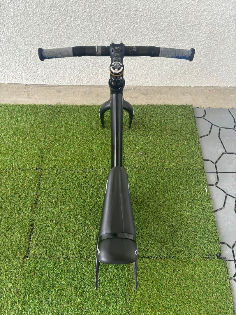 バニッシュ アルミフレーム　ランバイク