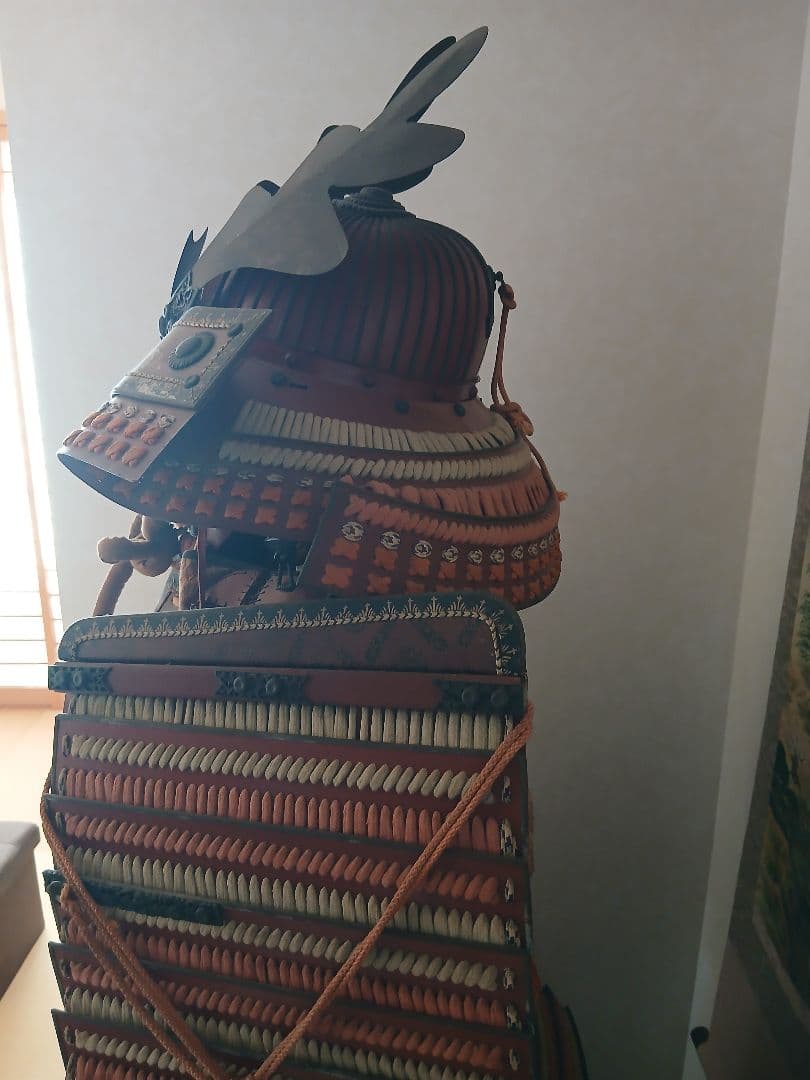 伝統的な日本の武士の鎧