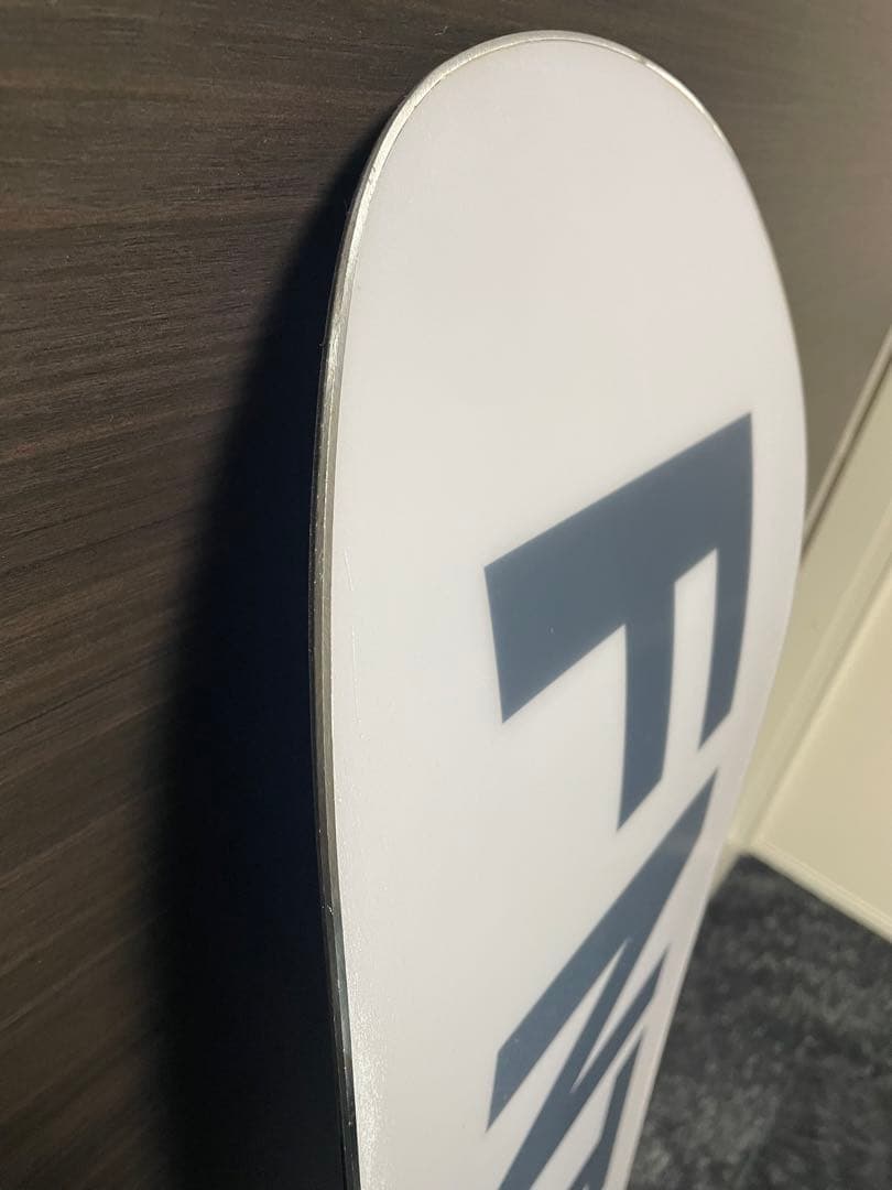 FNTC TNT L 23-24モデル　ホワイト