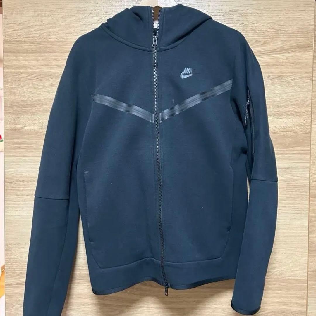 NIKE テック　上下セット