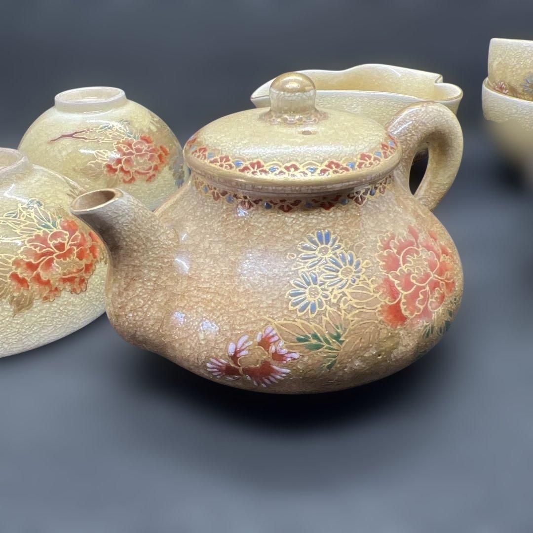 明治時代　草花文盛上げ絵付薩摩焼　煎茶器七点セット　在銘　金彩氷裂紋　煎茶道具