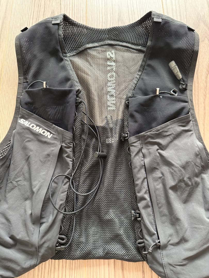 SALOMON ランニングベスト ハイドレーションボトル付