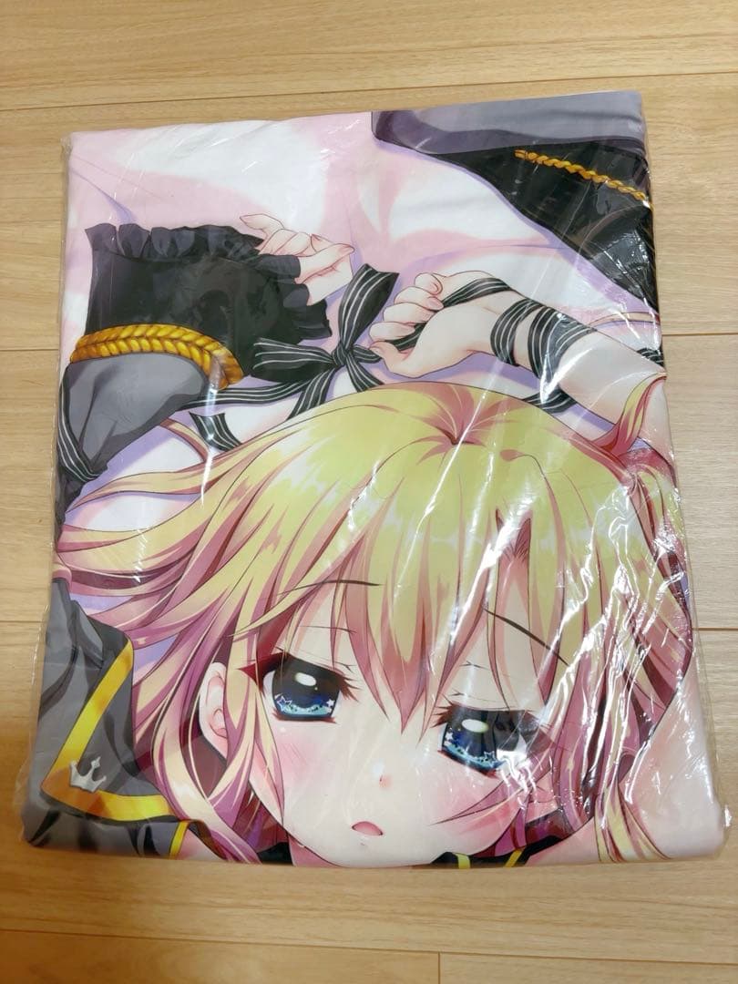 翡翠亭 和泉つばす 軍服娘 ゆまりちゃん 抱き枕カバー / ぱれっと