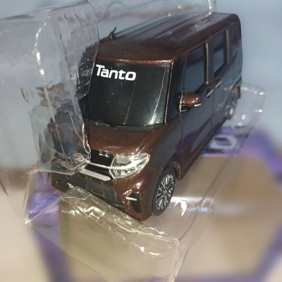 ダイハツ　　タント　　ブラック & ワインレッド　２種類セット　　プルバックカー