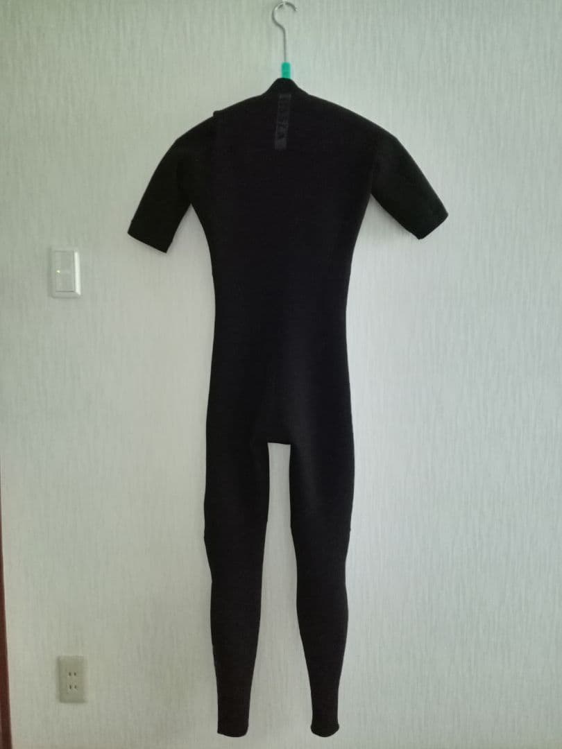 VISSLA シーガル 2/2ミリ 7SEAS Mサイズ チェストジップ