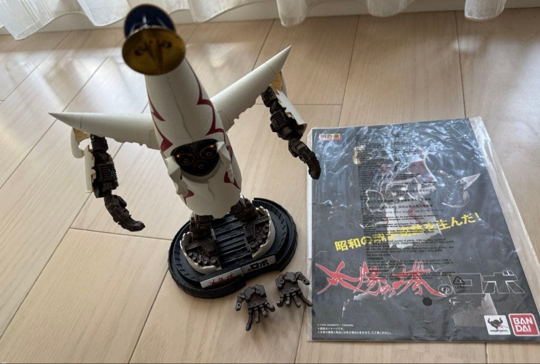 太陽の塔のロボ　箱無し