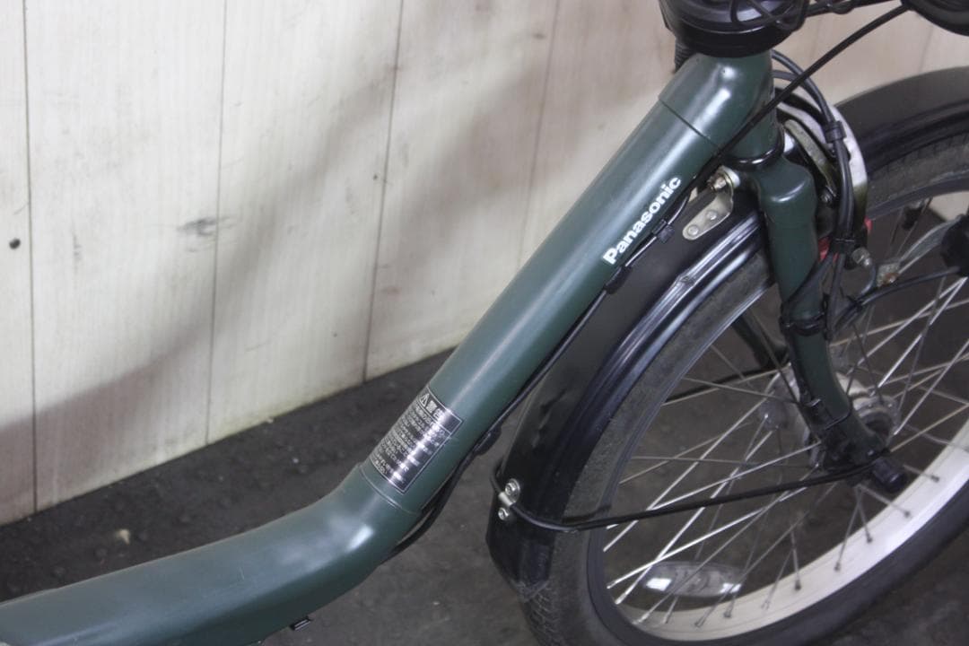 パナソニック ギュットミニ・DX BE-ELMD032G2 20インチ本体のみ