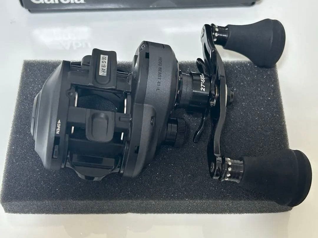 【新品•未使用】アブガルシア　レボビースト　REVO BEAST 41-L