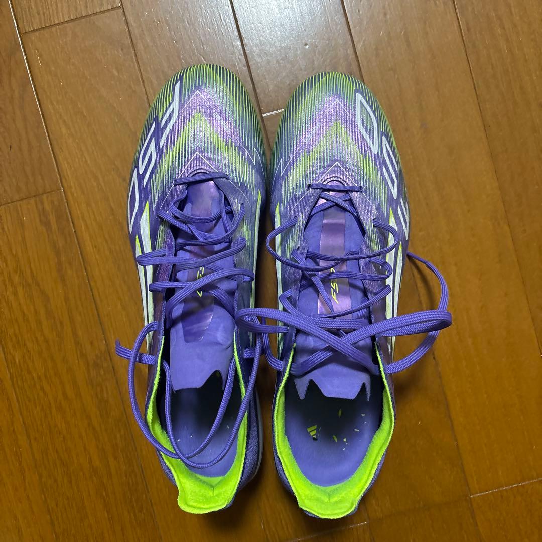 F50 サッカーシューズ スパイク 紫/緑