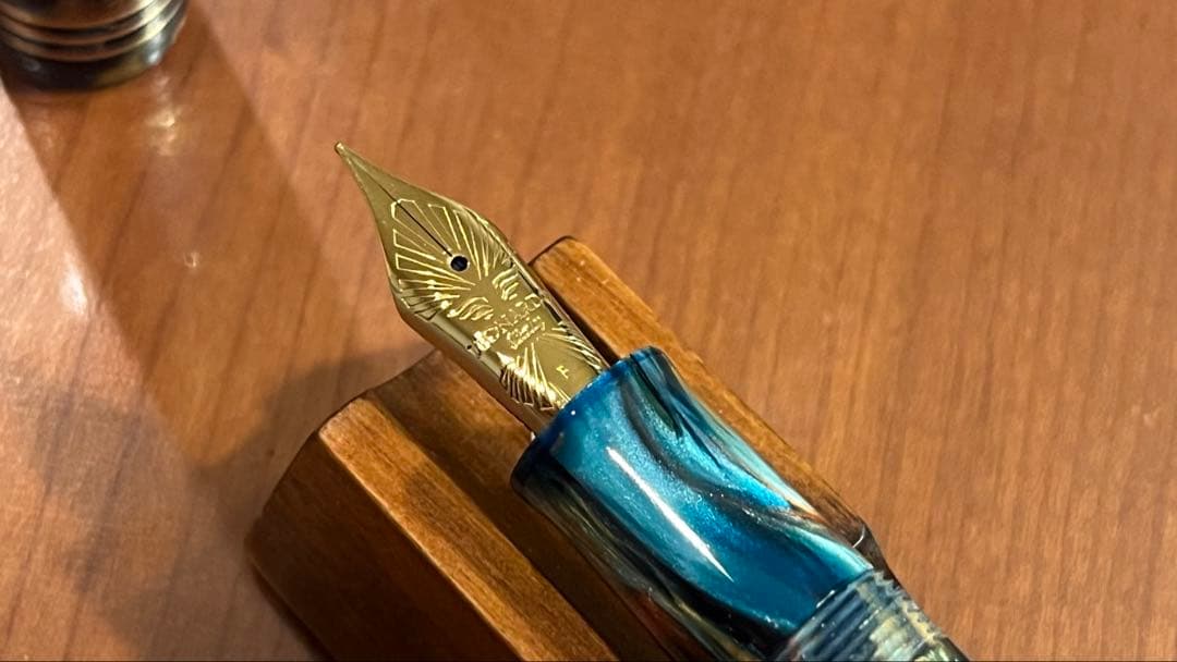 【限定生産品43本】レオナルド 万年筆 MZG サンセット・ウェーブ F