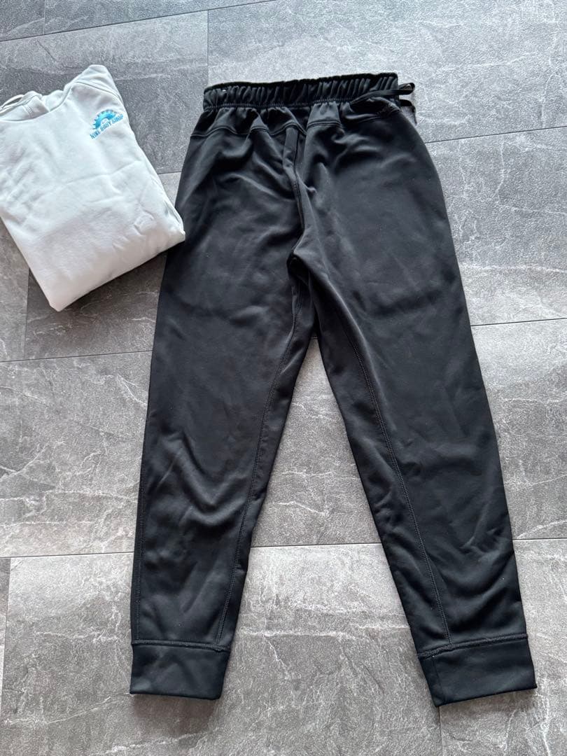 NIKE THERMA-FIT フード付きスウェットセット【美品】