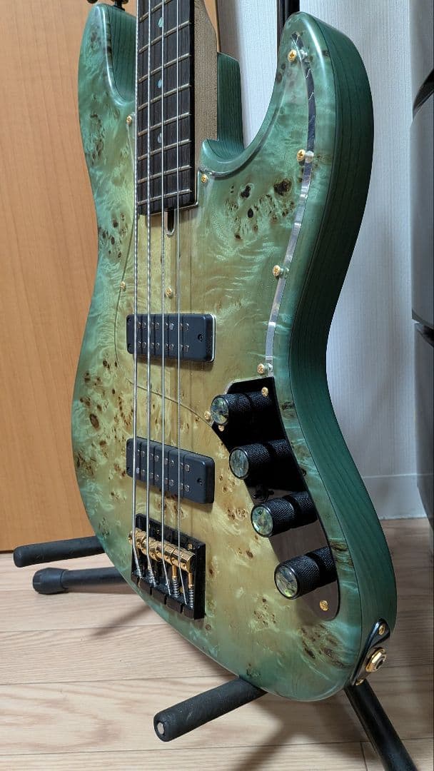 ベース Bacchus Handmade Woodline CTM-4AC EWC