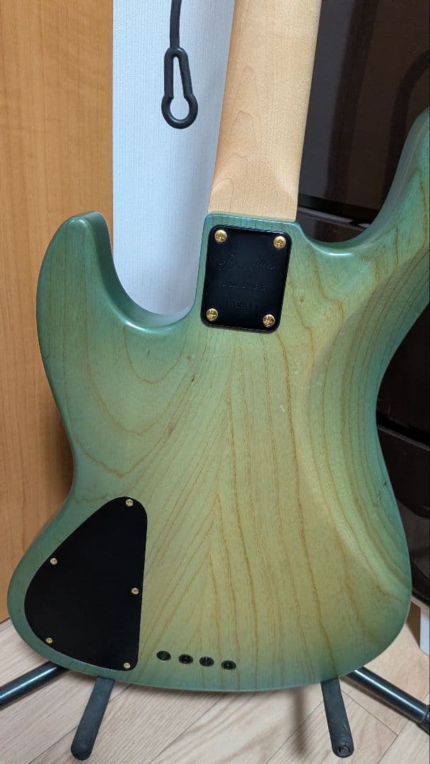ベース Bacchus Handmade Woodline CTM-4AC EWC