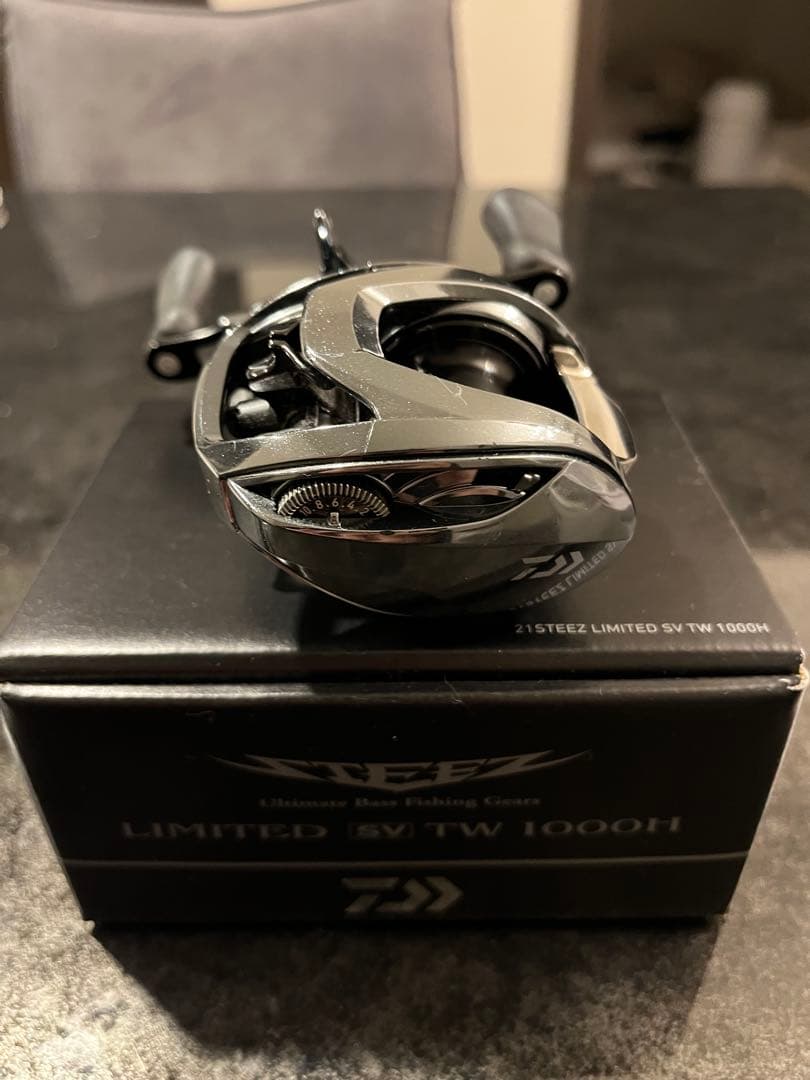 ダイワSTEEZ LIMITED SV TW 1000H ベイトリール