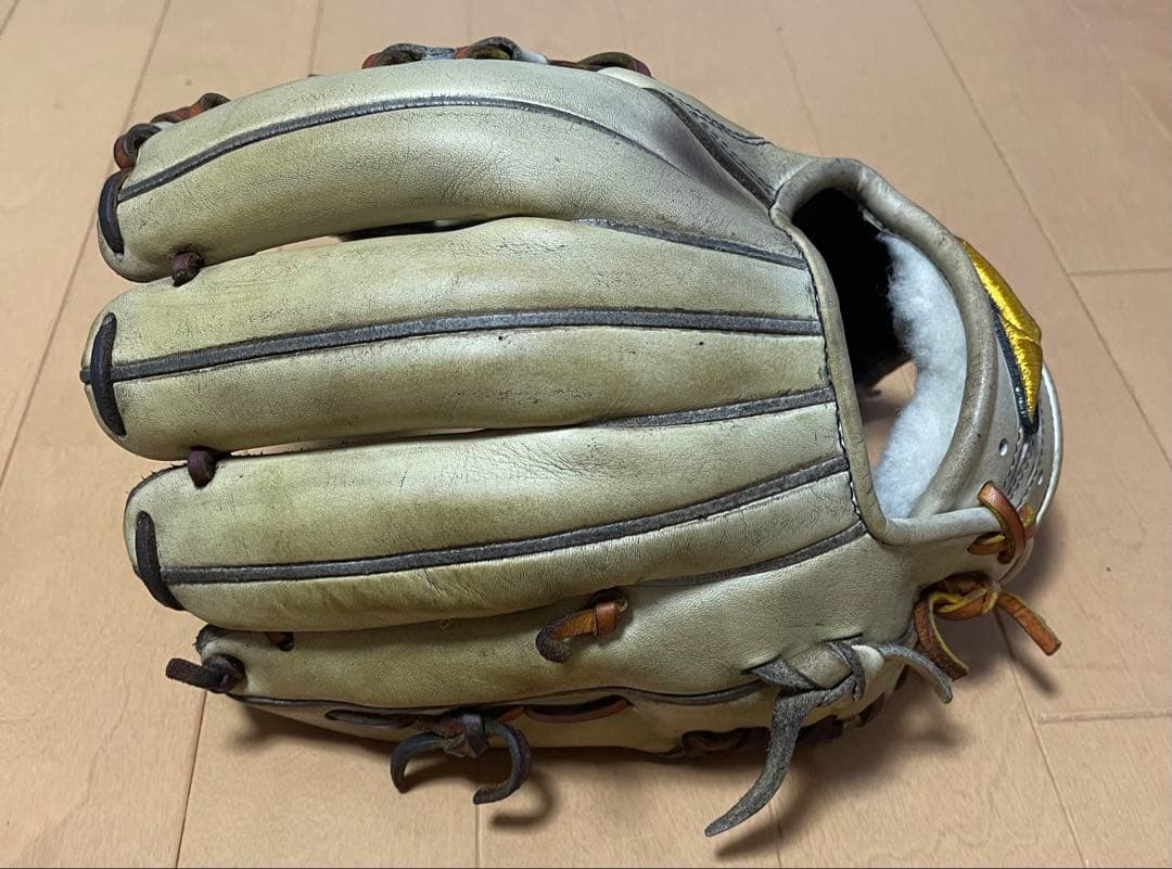 ミズノプロ　坂本モデル　硬式グローブ　内野用