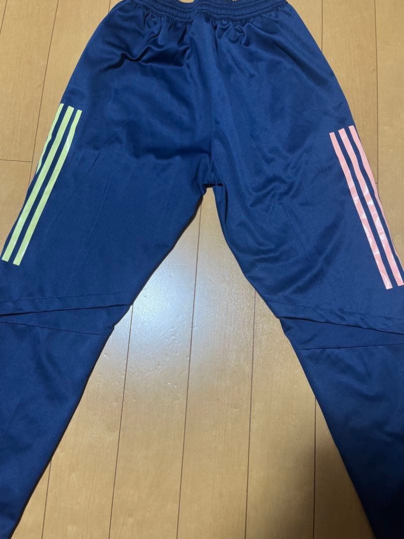 アーセナル　トレーニングウェア　上下セット