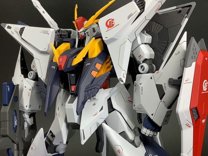 HGUC RX-105 クスィーガンダム　塗装済完成品