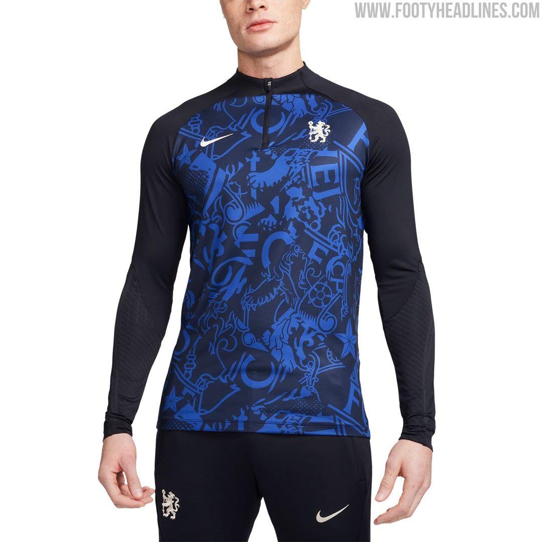 【激レア　新品未使用タグ付　完売品】チェルシー　ストライクパンツ　ニットパンツ