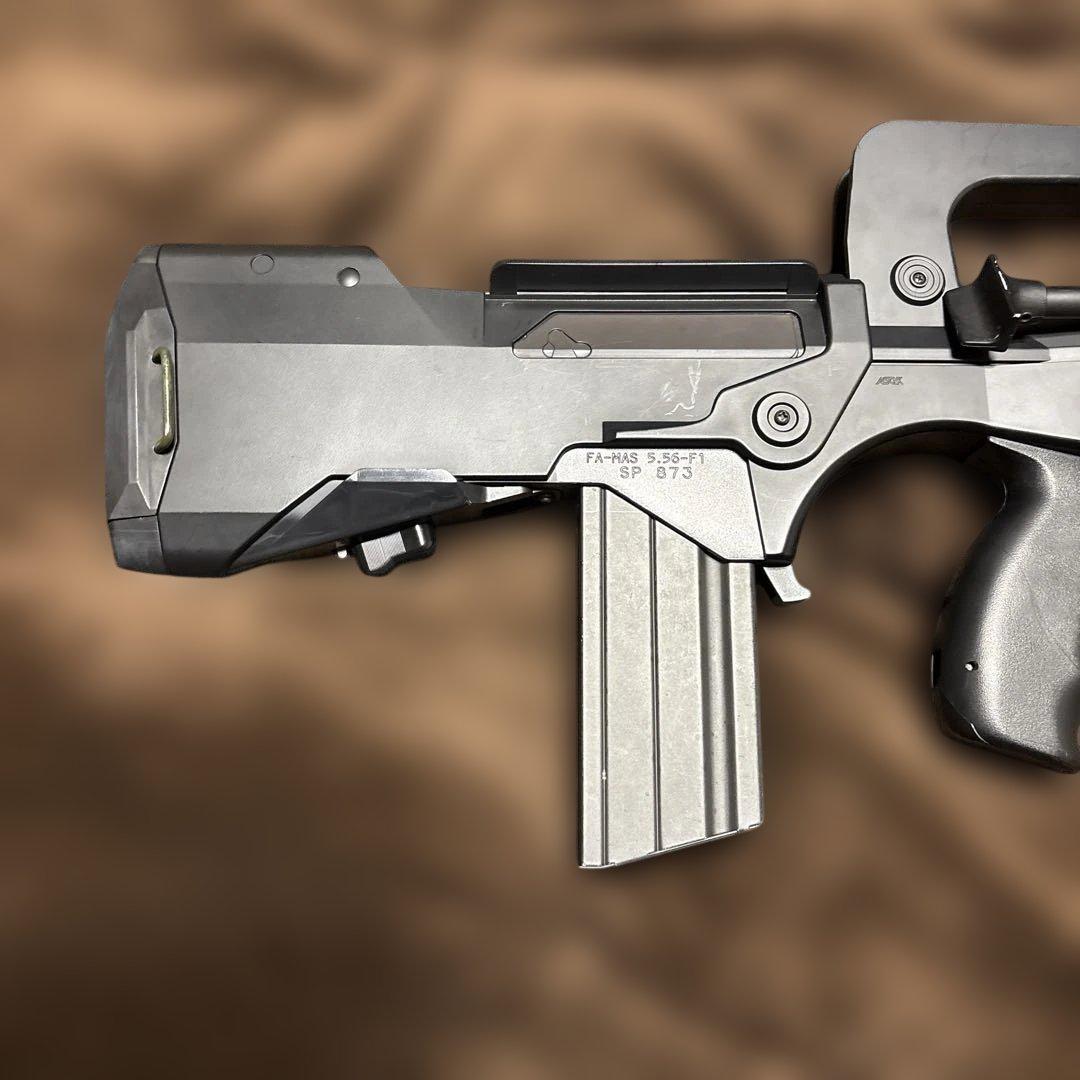 。*様 美品 東京マルイ ファマス 5.56-F1 FAMAS 次世代電動ガン