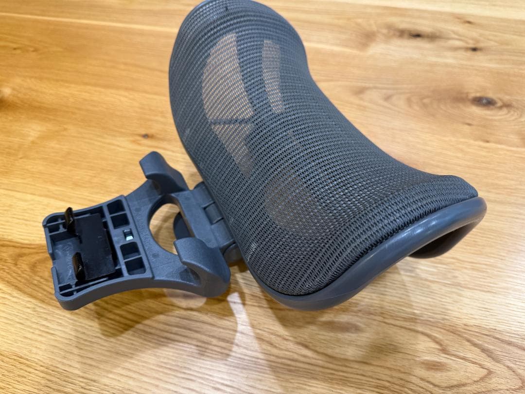 アーロンチェア　メッシュヘッドレスト