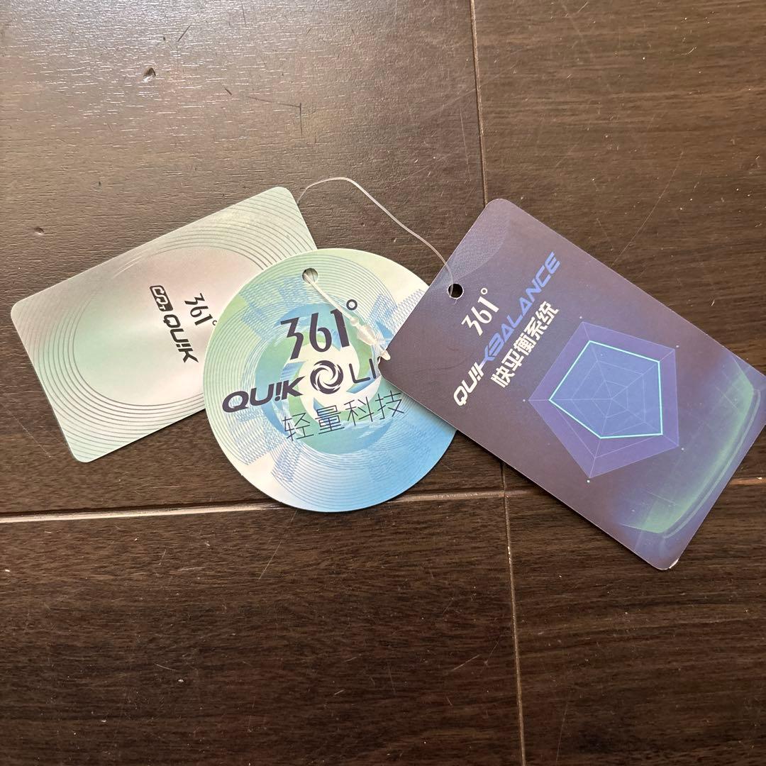 オレンジ バスケットボールシューズ