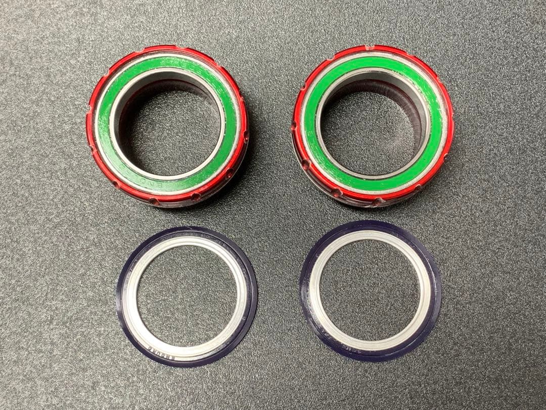 ■White Industries Bottom Brackets■