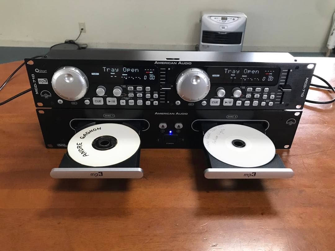 値下げ　American Audio MCD-710 MP3対応 DJ機材