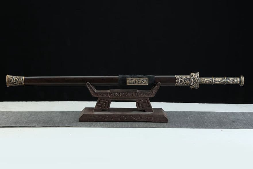 獅子竜漢剣（黒檀タイプ）古兵器   武具　刀装具　日本刀　模造刀   居合刀