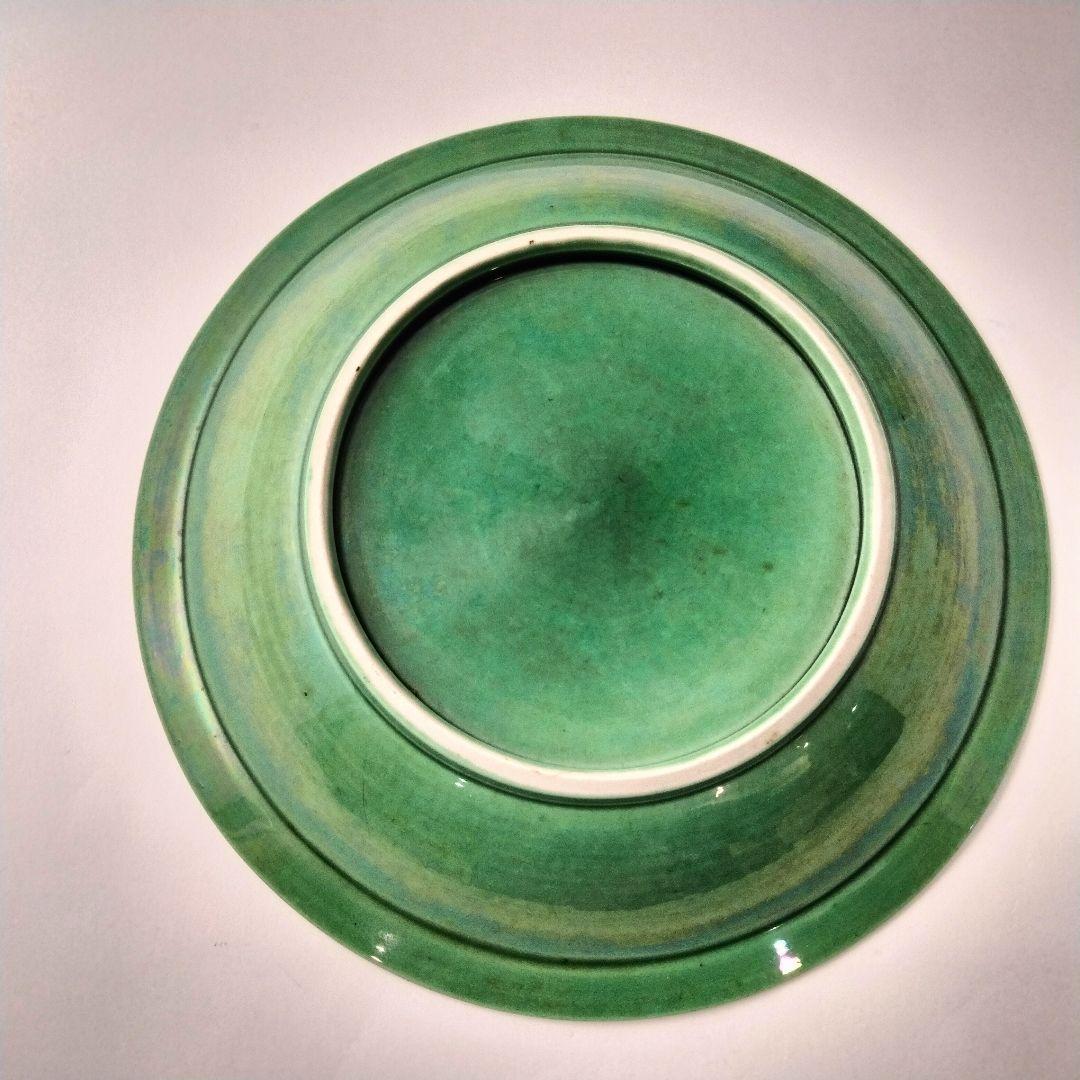 M267-2 中国 新渡緑釉飾り皿 唐物緑釉盤 中央花彫刻 皿 直径15㎝