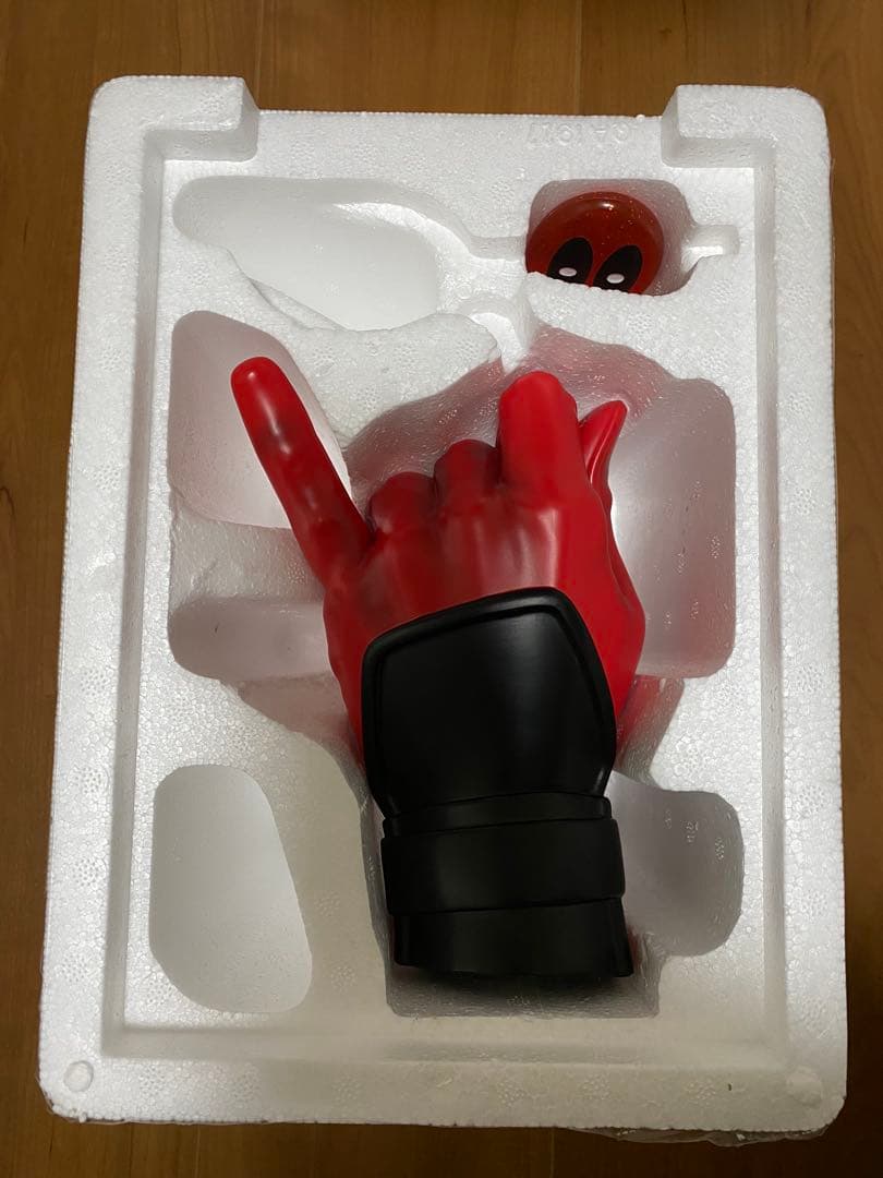 MARVEL マーベル デッドプール ヒロイックハンド