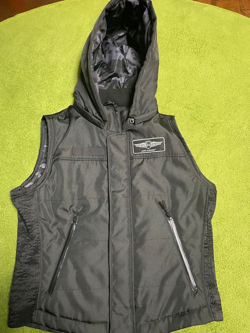 MCワークス　プロテクトウィンターベスト　ブラック×モノトーンカモ　Ｌサイズ