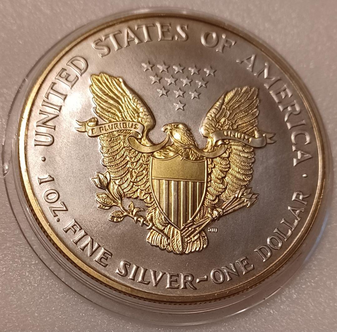 独特の輝き 2000年 アメリカ イーグル銀貨 純銀(.999)