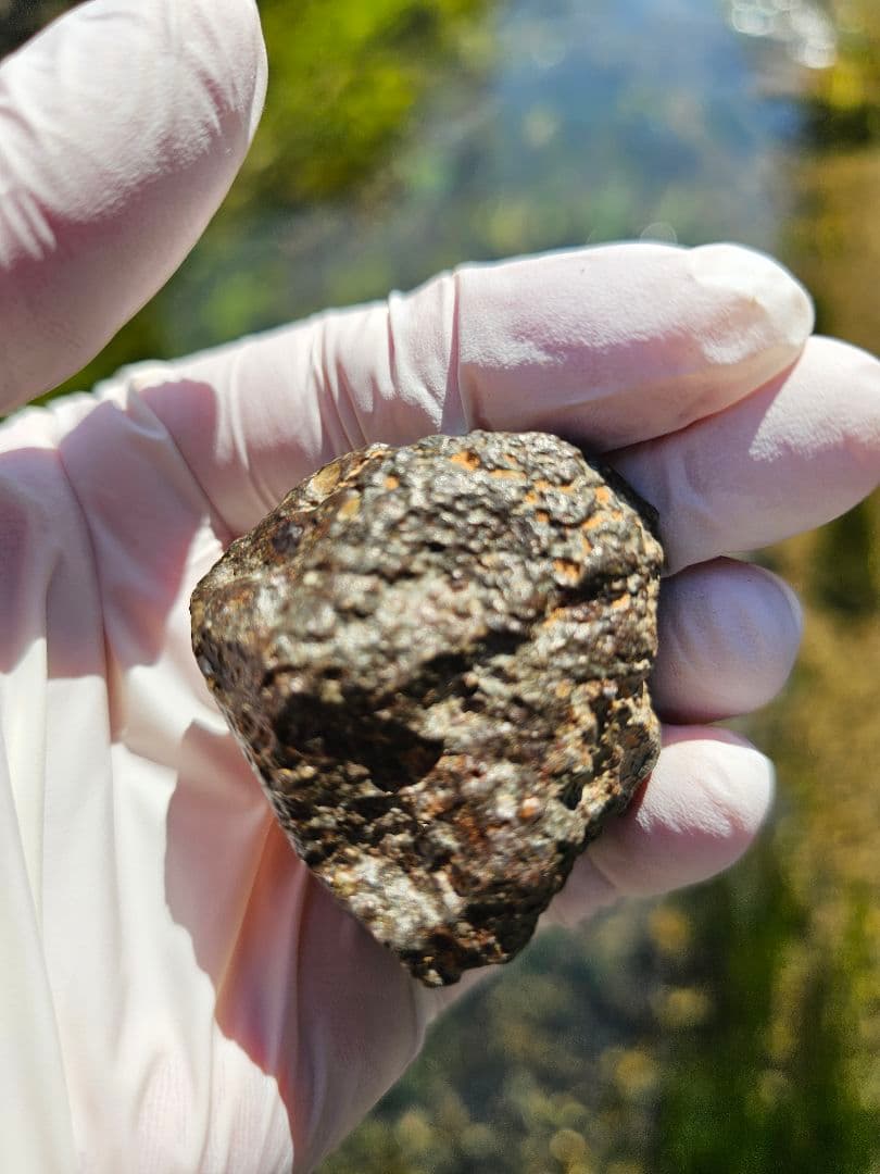 約100g以上あり‼️モロッコ産 コンドライト隕石