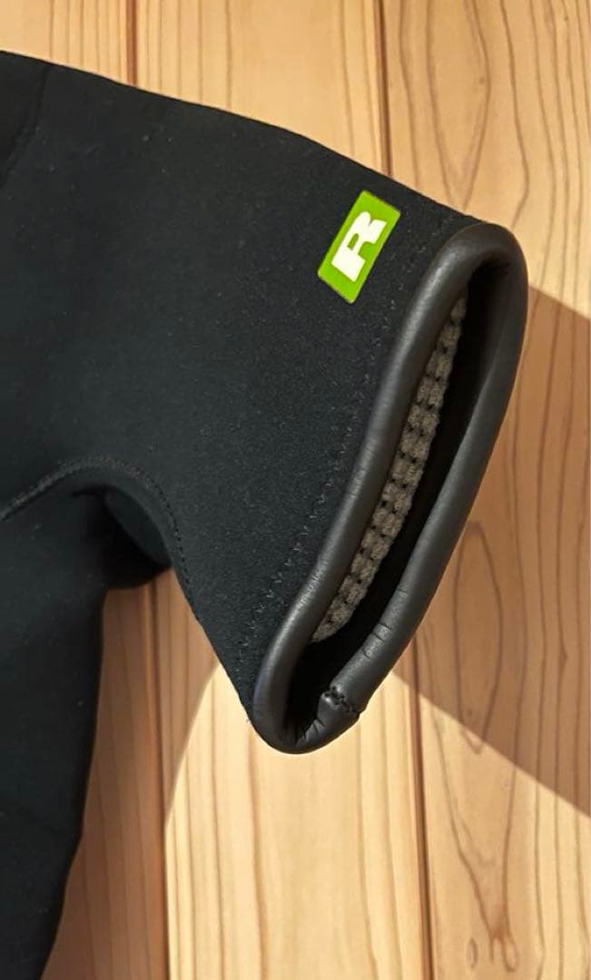 patagonia パタゴニア ウェットスーツ レディース S M 相当品