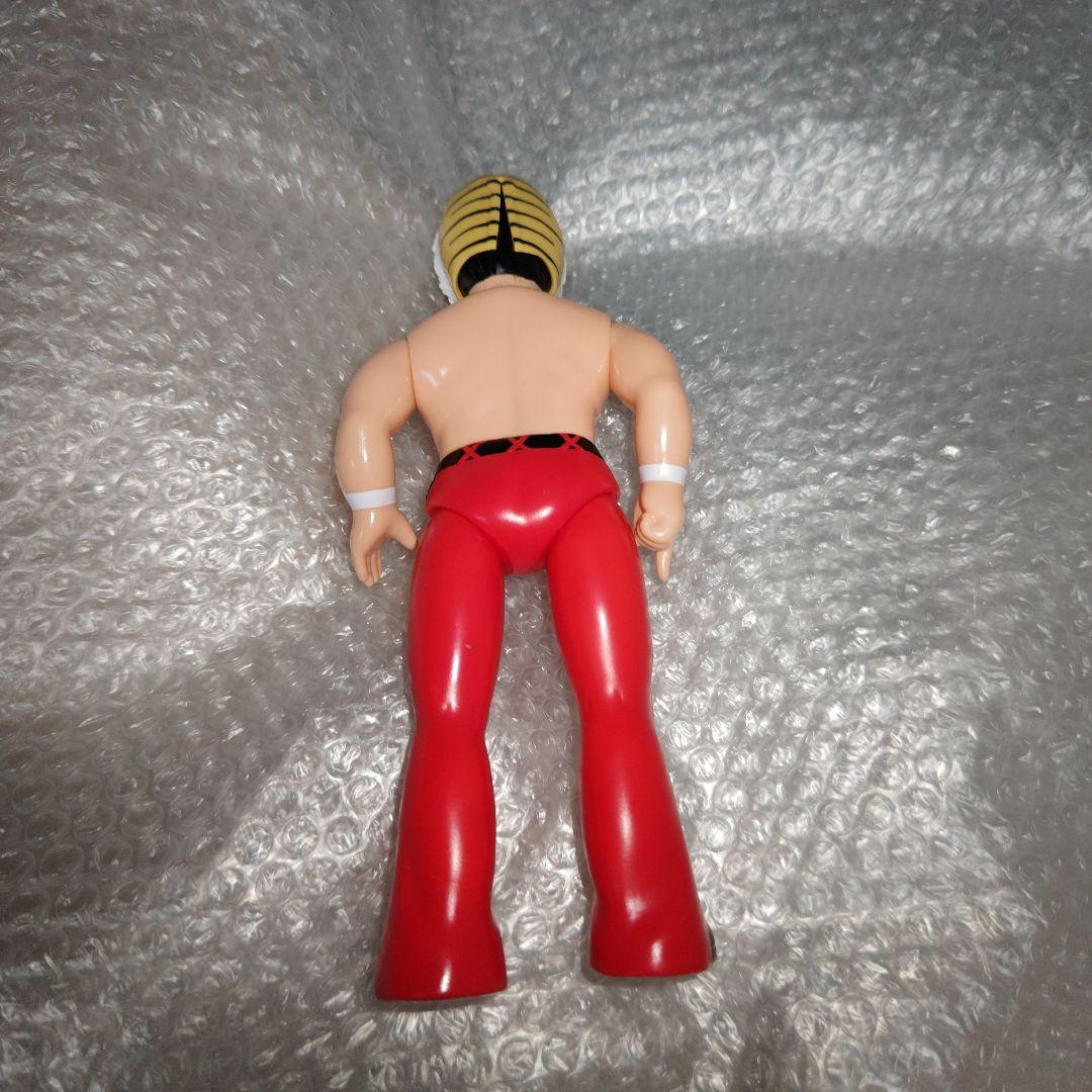 ソフビファイティングシリーズ　タイガーマスク　赤　メディコム・トイ