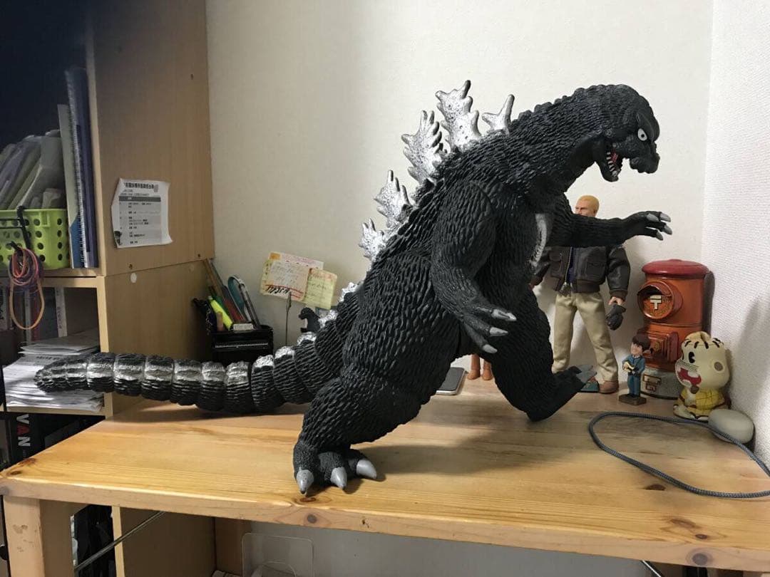 ジャイアントサイズ、ゴジラ（1988年製） 77cm