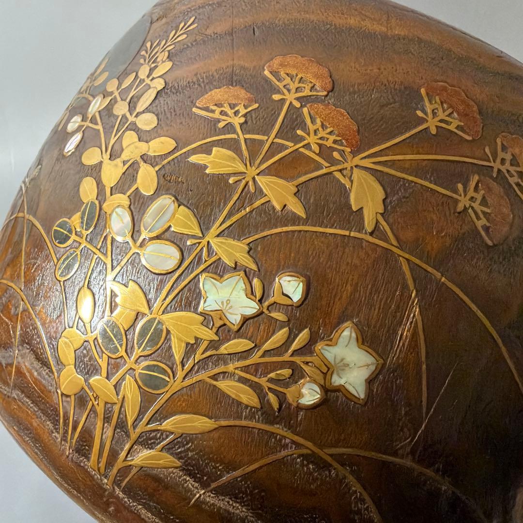 桐材 秋草蒔絵 火鉢 虫の音 螺鈿 陽刻 梨地