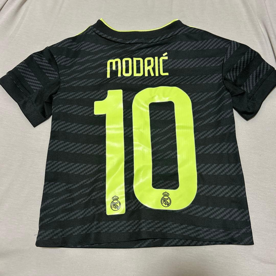 レアル・マドリード モドリッチ　90 MODRIĆ キッズユニ