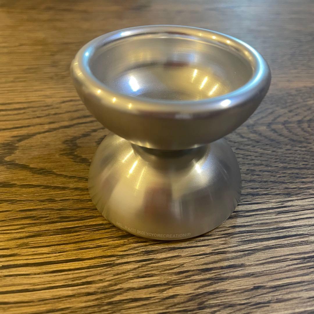 ヨーヨーリクリエーション　新作モノメタル　シルバー