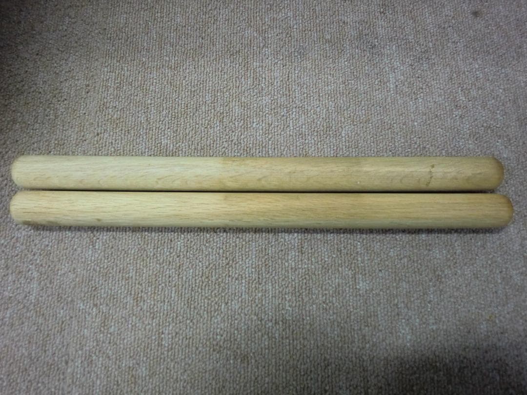 【中古品】締太鼓 面:約35cm 胴長:約15cm　バチ付き 田中太鼓店制作