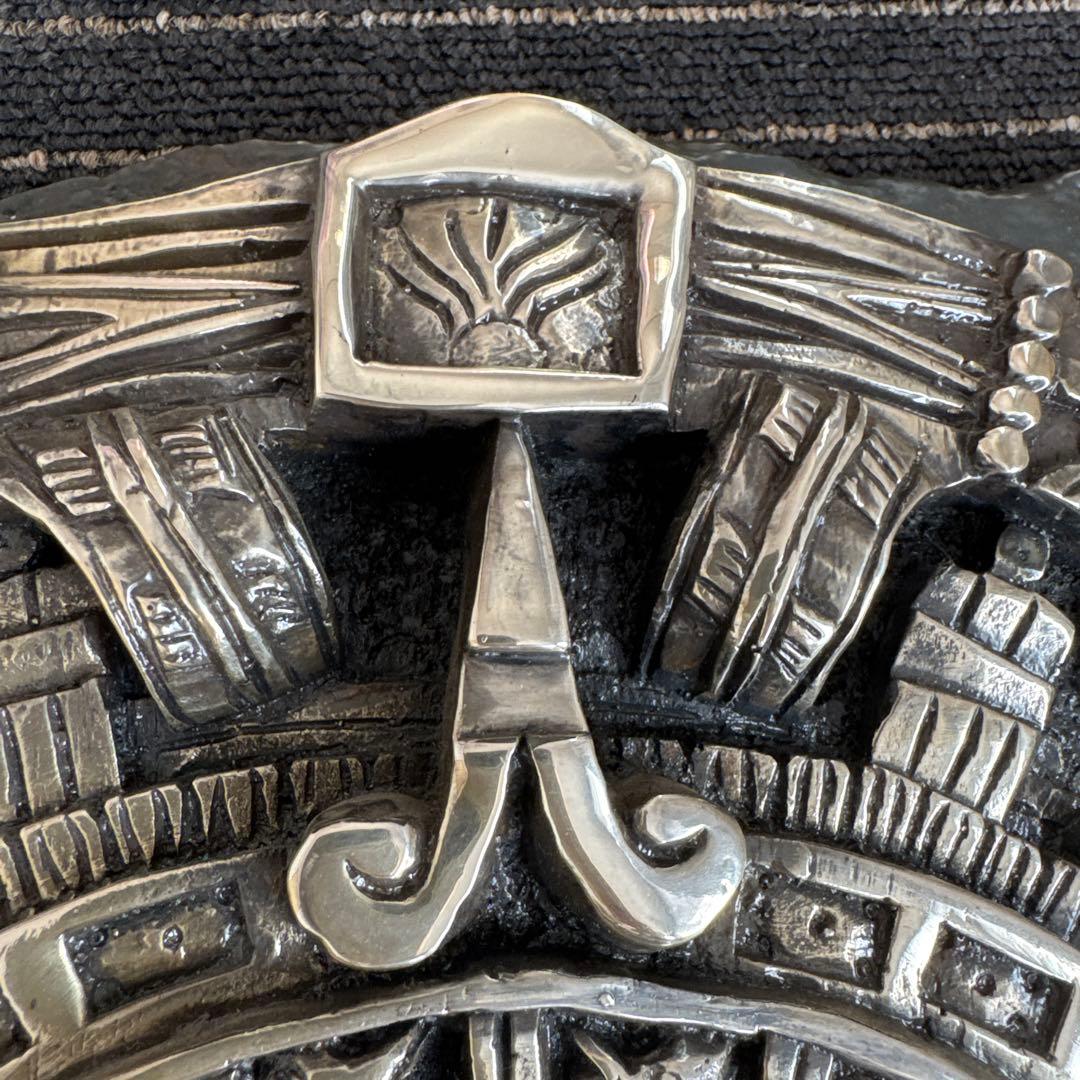 アステカ 太陽の石 アステカの暦石プレートメキシコカレンダー 金属製 レリーフ